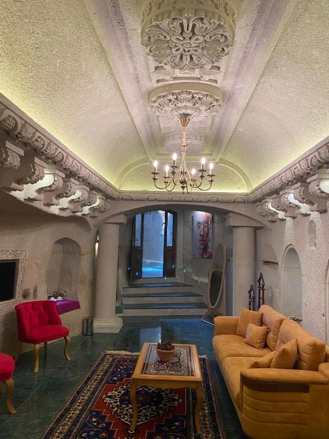 Abu Hayat Cave Suites Ортахисар Экстерьер фото