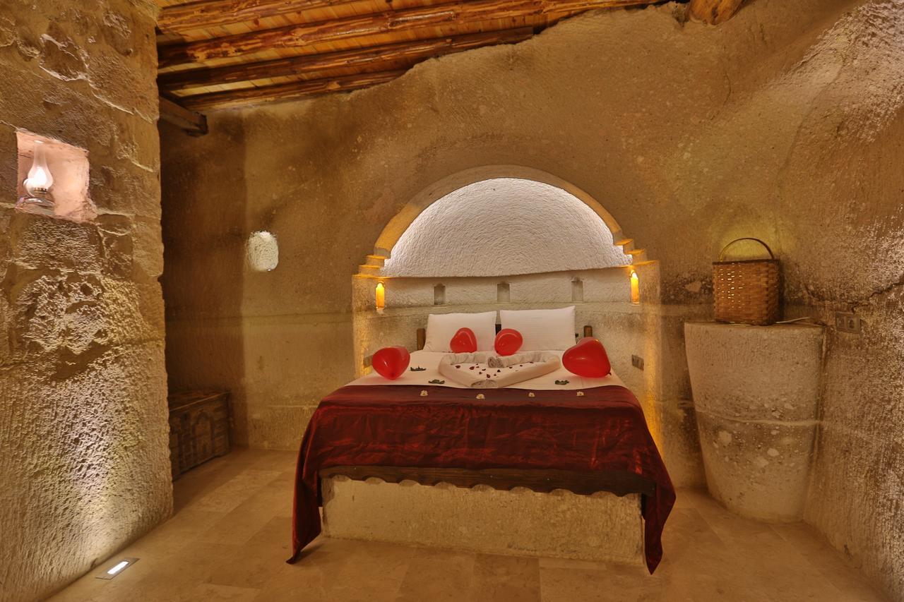 Abu Hayat Cave Suites Ортахисар Экстерьер фото