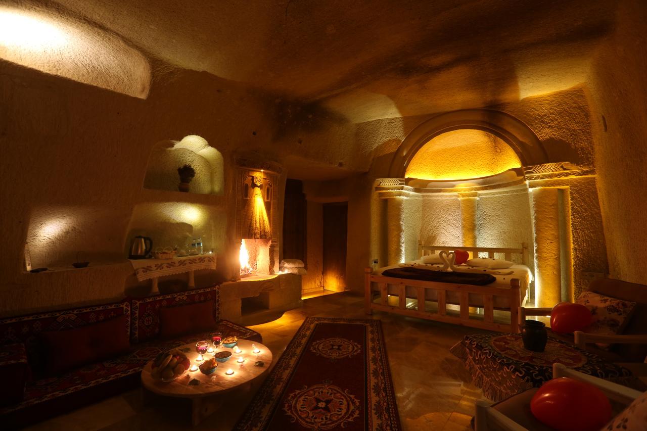 Abu Hayat Cave Suites Ортахисар Экстерьер фото