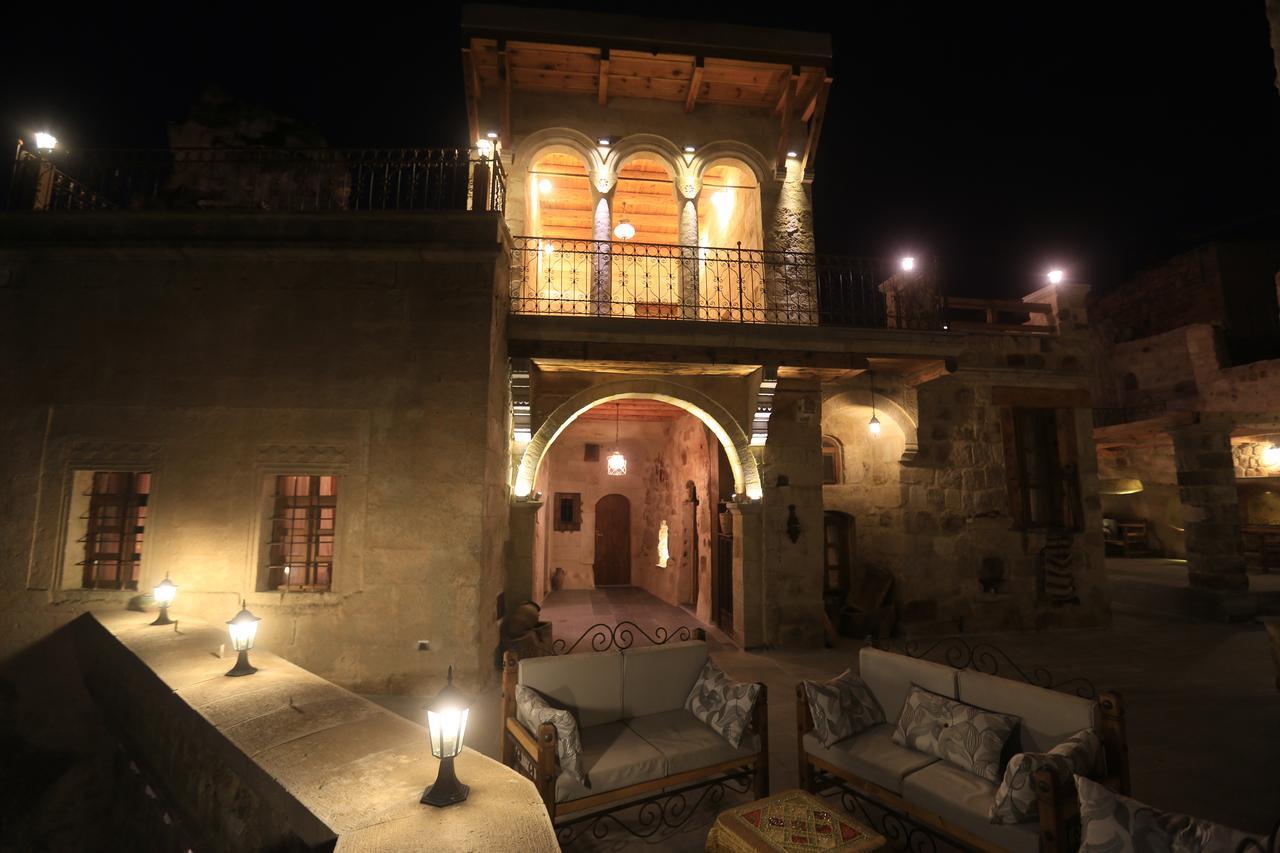 Abu Hayat Cave Suites Ортахисар Экстерьер фото