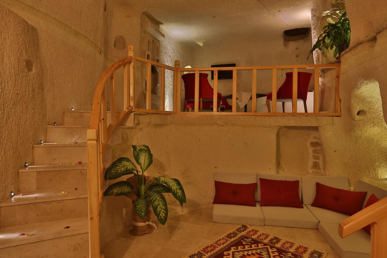 Abu Hayat Cave Suites Ортахисар Экстерьер фото