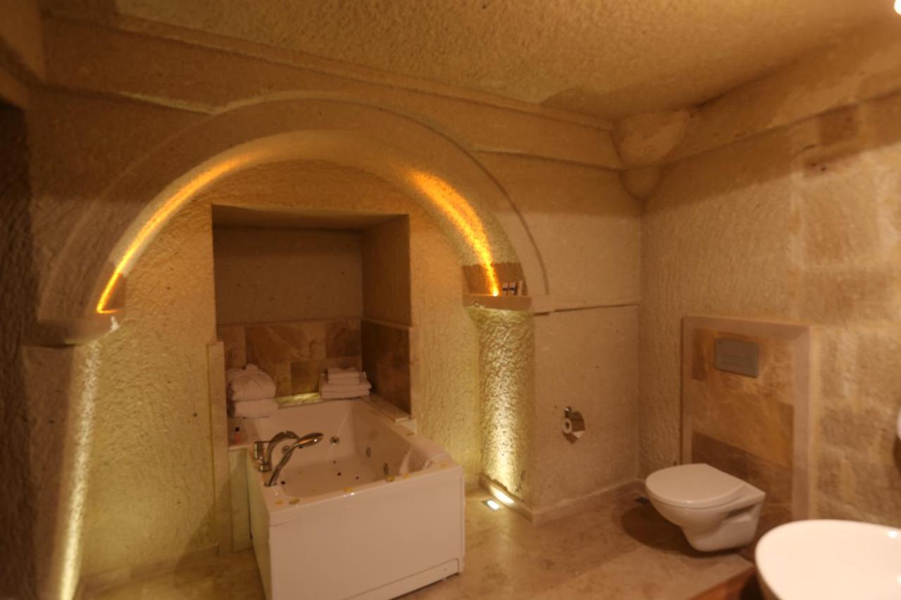 Abu Hayat Cave Suites Ортахисар Экстерьер фото